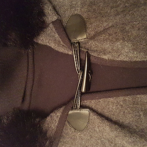 Steve Madden Poncho - Picture 5 of 11